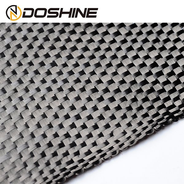 Cinta estreta de fibra de carboni